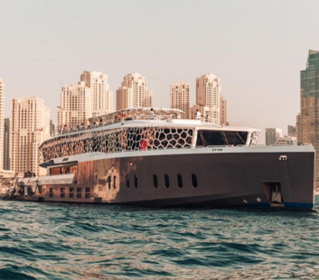 Lotus Mega Yacht Dinner Cruise